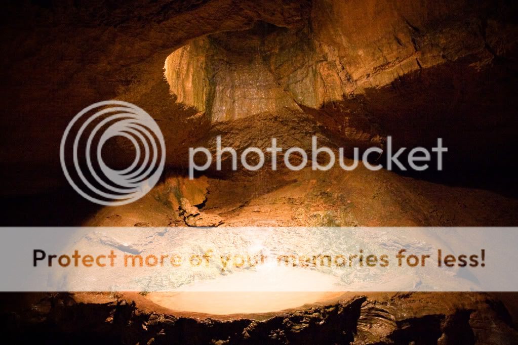 IMAGE: http://i624.photobucket.com/albums/tt325/RonA18/For%20Canon%20Digital%20Photography/IMG_9448.jpg