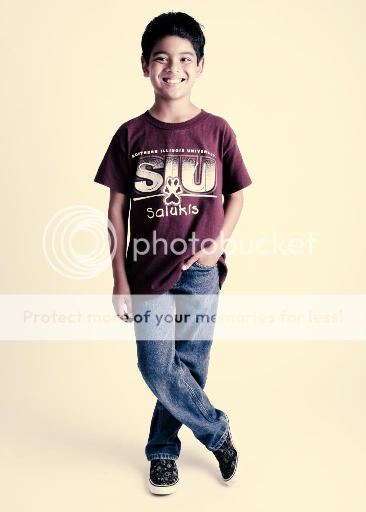 IMAGE: http://i624.photobucket.com/albums/tt325/RonA18/IMG_0873-Edit-2.jpg