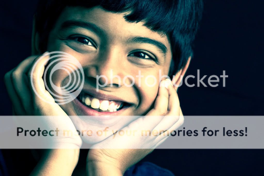 IMAGE: http://i624.photobucket.com/albums/tt325/RonA18/IMG_2555-Edit-2.jpg