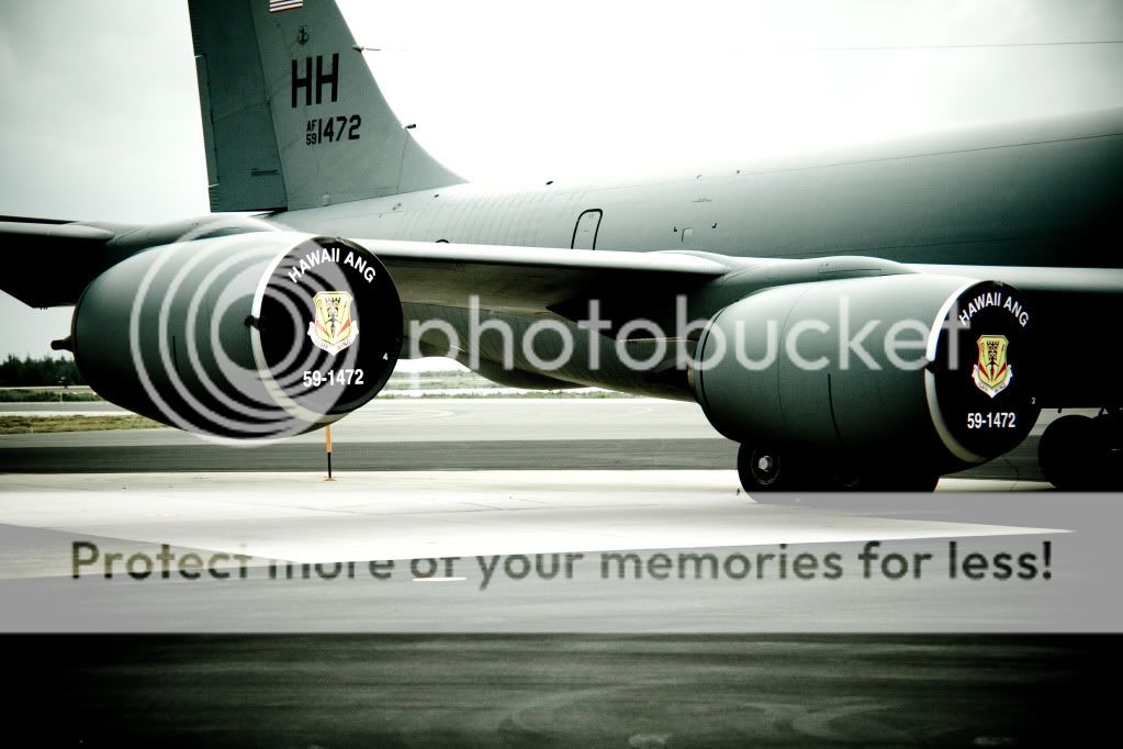 IMAGE: http://i624.photobucket.com/albums/tt325/RonA18/Wake%20Island/IMG_0542.jpg